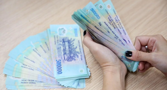 Tuổi nghỉ hưu sớm có mức trợ cấp cao nhất khi tinh gọn bộ máy?