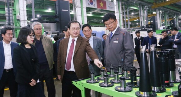 Phát triển khu công nghệ cao: Tại sao chưa xứng tầm?