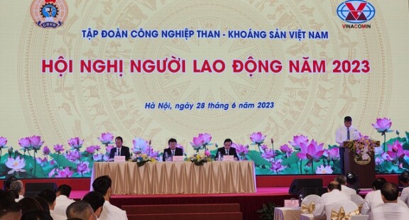 TKV: Kiên trì các giải pháp tăng thu nhập để giữ chân lao động