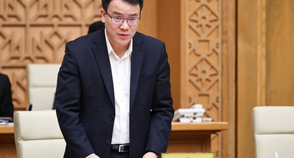 Thích ứng hiệu quả với bối cảnh mới, nền kinh tế dần lấy lại đà tăng trưởng